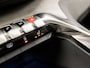 Peugeot 3008 1.6 HYbrid 225 Allure 225Pk Automaat (PANORAMADAK, APPLE CARPLAY, MEMORY SEATS, LEDER, STOELVERWARMING, ADAPTIVE CRUISE, FOCAL AUDIO, TREKHAAK, GETINT GLAS, ELEK ACHTERKLEP, NIEUWSTAAT)