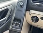 Volkswagen Golf 1.4 TSI Comfortline Schuif-kanteldak Cruise control ECC Stoelverwarming 18"lichtmetalen velgen