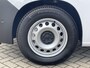 Peugeot e-Partner EV 50kWh 136pk L2 | Parkeersensoren | Dodehoekdetectie | Parkeercamera | Airco |