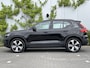 Volvo XC40 Recharge Core 70 kWh | Trekhaak | Achteruitrijcamera | Navigatie | Parkeersensoren voor + achter | Apple Carplay / Android Auto | Climate control | All season banden | LED koplampen |