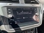 Volkswagen Tiguan Allspace 1.5 TSI 2x R-Line 7p. / AUTOMAAT/ 7-PERSOONS/ LEER/ CAMERA/ PARK. SENSOREN V+A/ TREKHAAK/ APP-CONNECT/ STOEL VERWARM./ KEYLESS/ VIRTUAL COCKPIT/ ELEK. ACHTERKLEP/ LED/ NAVI/ CLIMA/ DAB/ ACC/ 19" LMV