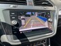 Volkswagen Tiguan Allspace 1.5 TSI 2x R-Line 7p. / AUTOMAAT/ 7-PERSOONS/ LEER/ CAMERA/ PARK. SENSOREN V+A/ TREKHAAK/ APP-CONNECT/ STOEL VERWARM./ KEYLESS/ VIRTUAL COCKPIT/ ELEK. ACHTERKLEP/ LED/ NAVI/ CLIMA/ DAB/ ACC/ 19" LMV