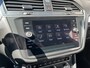 Volkswagen Tiguan Allspace 1.5 TSI 2x R-Line 7p. / AUTOMAAT/ 7-PERSOONS/ LEER/ CAMERA/ PARK. SENSOREN V+A/ TREKHAAK/ APP-CONNECT/ STOEL VERWARM./ KEYLESS/ VIRTUAL COCKPIT/ ELEK. ACHTERKLEP/ LED/ NAVI/ CLIMA/ DAB/ ACC/ 19" LMV