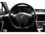 Volkswagen Passat 1.5 TSI Highline Business | Incl. 12 maanden garantie | Adaptive cruise control | Climate control | Parkeersensoren | Apple carplay/Android auto | Navigatie |