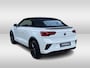 Volkswagen T-Roc Cabrio 1.5 TSI R-Line 150pk DSG / Black Style / Leder Vienna / Digital Cockpit Pro / 19" LMV / Trekhaak / Beats / Navi Pro / Camera / Keyless / Alarm / Stuur en Stoelverwarming / IQ LED Matrix / Adaptief Onderstel / VW