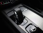 Volvo XC60 T8 455pk Plug-in hybrid AWD Ultra Dark / Panorama dak / Camera rondom / H&K audio / Stoelen met geheugen / Stoel/- en stuurverwarming /