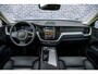 Volvo XC60 2.0 T6 Plug-in hybrid AWD Ultimate Dark | Head-up display | Harman/Kardon | Panoramisch schuif-/kantel dak | Adaptive cruise control | BLIS | Stoel/Stuurverwarming