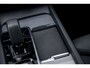 Volvo XC60 2.0 T6 Plug-in hybrid AWD Ultimate Dark | Head-up display | Harman/Kardon | Panoramisch schuif-/kantel dak | Adaptive cruise control | BLIS | Stoel/Stuurverwarming