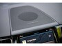 Volvo XC60 2.0 T6 Plug-in hybrid AWD Ultimate Dark | Head-up display | Harman/Kardon | Panoramisch schuif-/kantel dak | Adaptive cruise control | BLIS | Stoel/Stuurverwarming