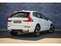 Volvo XC60 2.0 T6 Plug-in hybrid AWD Ultimate Dark | Head-up display | Harman/Kardon | Panoramisch schuif-/kantel dak | Adaptive cruise control | BLIS | Stoel/Stuurverwarming