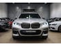 BMW X3 M40i xDrive High Executive 360PK * Kuipstoelen - HeadUp - Pano - H&K - 21" - 360 Cam *