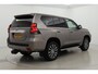 Toyota Land Cruiser 2.8 D-4D-F Executive Window Van | Panoramadak | Trekhaak | 3.500 kg | Stoelverwarming/-ventilatie | Leder | Dodehoek detectie | JBL | 360 camera | 19 inch