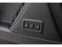 Toyota Land Cruiser 2.8 D-4D-F Executive Window Van | Panoramadak | Trekhaak | 3.500 kg | Stoelverwarming/-ventilatie | Leder | Dodehoek detectie | JBL | 360 camera | 19 inch