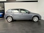 Opel Astra 1.8 Cosmo. Automaat!