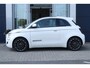 Fiat 500 La Prima 24 kWh | Adaptieve Cruise | Pano | Leder | Stoelverwarming | Camera | JBL Audio | Navi | Carplay | Keyless