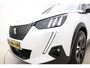 Peugeot e-2008 EV GT 50 kWh 3-Fase | Adaptive Cruise Control | Panoramadak | Full LED | Navigatie | Camera | Pack Drive Assist | Alcantara bekleding