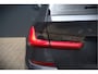 BMW 3-Serie Touring 330e High Executive M Sport | M Performance | PDC | Leer | Hifi | Ambiance Verlichting | Stoelverwarming | Adaptive Cruise Control | BTW | LED | Shadow Line | Keyless | Navigatie Prof. | DAB |