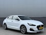 Hyundai i30 1.4 T-GDi 140pk 7-DCT Premium | Automaat | Navigatie | Cruise Control | Camera Achter | Parkeersensoren Voor & Achter |