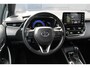 Toyota Corolla Touring Sports 1.8 Hybrid Executive | incl. 12 maanden garantie | Dodehoek detectie | Camera | Stoelverwarming | Navigatie | Sportstoelen | Zwarte hemel | LED | DAB+ | Draadloze telefoonlader | Climate control | 17" lmv | Parkeersensoren V+A | Head up display | Isofix | Adaptieve cruise control |