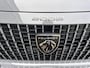 Peugeot 2008 1.2 Hybrid 136pk e-DCS6 Allure | Airconditioning | Cruise control | Trekhaak | Apple Carplay& Android Auto | 17inch Velgen