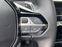 Peugeot 2008 1.2 Hybrid 136pk e-DCS6 Allure | Airconditioning | Cruise control | Trekhaak | Apple Carplay& Android Auto | 17inch Velgen