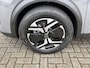 Peugeot 2008 1.2 Hybrid 136pk e-DCS6 Allure | Airconditioning | Cruise control | Trekhaak | Apple Carplay& Android Auto | 17inch Velgen