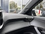 Peugeot 2008 1.2 Hybrid 136pk e-DCS6 Allure | Airconditioning | Cruise control | Trekhaak | Apple Carplay& Android Auto | 17inch Velgen