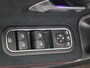 Mercedes-Benz A-klasse 250 e Business Solution AMG Panoramadak - Nightpakket - 19 Inch - Achteruitrij Camera - Stoelverwarming
