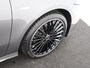 Mercedes-Benz A-klasse 250 e Business Solution AMG Panoramadak - Nightpakket - 19 Inch - Achteruitrij Camera - Stoelverwarming