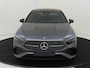 Mercedes-Benz A-klasse 250 e Business Solution AMG Panoramadak - Nightpakket - 19 Inch - Achteruitrij Camera - Stoelverwarming