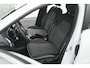 Renault Clio TCe 100 Bi-Fuel Intens | Camera | Navigatie | Parkeersensoren | Apple Carplay
