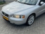 Volvo S60 2.5 T Sports Edition 209PK NL AUTO NAP TOPSTAAT! DEALER OH! Leer l Airco ECC l Cruise l Stoelverwarming l PDC l TREKHAAK