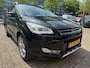 Ford Kuga 1.6 Titanium Plus 4WD Leer/Navi/Pano/Trekh