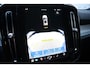 Volvo XC40 B4 211PK Automaat Plus Dark / Climate pack / Donker getint glas / 19'' velgen / Adaptieve cruise control / DAB+ / El. Achterklep