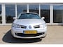 Renault Megane Coupé-Cabriolet, Automaat, Cruise Control, Airco, Trekhaak, PDC V+A, 2.0-16V Tech Line Prijs Is Rijklaar Inclusief 6 Maanden Garantie