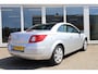 Renault Megane Coupé-Cabriolet, Automaat, Cruise Control, Airco, Trekhaak, PDC V+A, 2.0-16V Tech Line Prijs Is Rijklaar Inclusief 6 Maanden Garantie