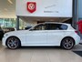 BMW 1-Serie M135i xDrive High Executive,Performance,6 Cilinder,Schuifkanteldak,Leder&Stoelverwarming,Harman Kardon,Navigatie,Achteruitrijcamera,Climate&Cruisecontrol,Spraakbediening,Keyless,18 Inch Lmv