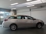 Toyota Auris Touring Sports 1.2T Aspiration Limited, Dealer onderhouden, Navigatie, Achteruitrijcamera, Clima controle, Elek ramen, Pdc, Lm velgen 16'', Trekhaak, Zeer mooie staat!! Bovag afleverpakket 695,-