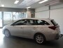 Toyota Auris Touring Sports 1.2T Aspiration Limited, Dealer onderhouden, Navigatie, Achteruitrijcamera, Clima controle, Elek ramen, Pdc, Lm velgen 16'', Trekhaak, Zeer mooie staat!! Bovag afleverpakket 695,-