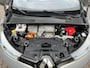 Renault Zoe Q210 Zen Quickcharge 22 kWh incl. accu 200 plus aan actieradius, eigen batterij geen huur, snellader, navi, pvc, airco. Zeer mooie auto.