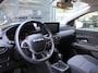 Dacia Jogger 1.6 Hybrid 140 Extreme 7p. AUTOMAAT / CAMERA / CRUISE / CLIMATE / BLINDSPOT / KEYLESS / PDC V+A / STOELV. / PRIVACY GLASS / 16''