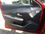 Peugeot 208 ALLURE 1.2 PureTech 100pk | 3D-NAVIGATIE tomtom | Bluetooth | Dab+ | Parkeerhulp achter/camera | extra getint glas | Led | lmvelgen 16 duotone