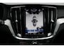 Volvo V60 T6 AWD AUT8 350PK Ultra Bright | Demo Deal | Bowers & Wilkins audiosysteem | 360 graden camera | 19" Lichtmetalen velgen | Panoramisch schuif-/kanteldak | Lederbekleed Dashboard | Stoelverwarming | Stuurwielverwarming | Elektrisch Bedienbare Voorstoelen met Geheugenfunctie |