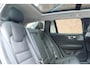 Volvo V60 T6 AWD AUT8 350PK Ultra Bright | Demo Deal | Bowers & Wilkins audiosysteem | 360 graden camera | 19" Lichtmetalen velgen | Panoramisch schuif-/kanteldak | Lederbekleed Dashboard | Stoelverwarming | Stuurwielverwarming | Elektrisch Bedienbare Voorstoelen met Geheugenfunctie |
