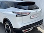 Nissan Qashqai 1.3 MHEV Xtronic N-Connecta Automaat / Als NIEUW! / Nieuwe model Face Lift / Trekgewicht 1.800kg / Cold Pack / 360° Camera / Apple Carplay & Android Auto / Stuur- en Stoelverwarming / Voorruitverwarming / Adaptieve Cruise Control / Navigatie full map
