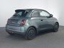 Fiat 500e Giorgio Armani | 10,25" touchscreen radio met Bluetooth, DAB & USB én Navigatie | 17” lichtmetalen velgen Giorgrio Armani (205/45 R17) | 360° parkeersensoren