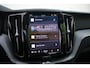 Volvo XC60 T8 AUT8 AWD Ultra Dark | Luchtvering | Semi elektrische trekhaak | Panoramadak met schuif-/kantelfunctie |Premium audio by Harman Kardon| 21 inch lichtmetalen velgen | 360 Camera | Adaptive Cruise & Pilot Assist | Power Seats incl. Memory |