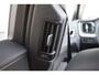 Volvo XC60 T8 AWD Ultra Dark | Luchtvering | Premium Harman/Kardon Audio | Stoel/Stuurverwarming | Achterbank verwarmd | 21" Velgen | Semi Elektr. Trekhaak | Panoramisch Schuif-Kanteldak |
