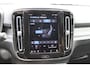 Volvo XC40 Recharge P8 AWD R-Design, Google services | Achteruitrijcamera | Semi elektrische trekhaak | DAB radio | Elektrische bedienbare achterklep | Adaptieve cruise control