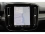 Volvo XC40 Recharge P8 AWD R-Design, Google services | Achteruitrijcamera | Semi elektrische trekhaak | DAB radio | Elektrische bedienbare achterklep | Adaptieve cruise control